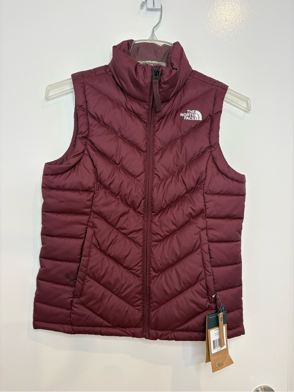 The North Face Alpz 2.0 Down Puffer Vest 550 Fill Women's Small Red Maroon NEW